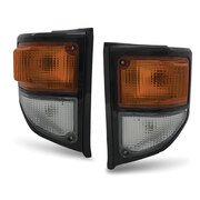 Corner Indicator Lights PAIR Black Fits Toyota Landcruiser 78 79 series 99-07 LH+RH